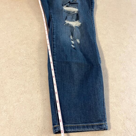 Torrid Women's Jeans Bombshell Skinny Premium Stretch 20S Distressed - Picture 9 of 9